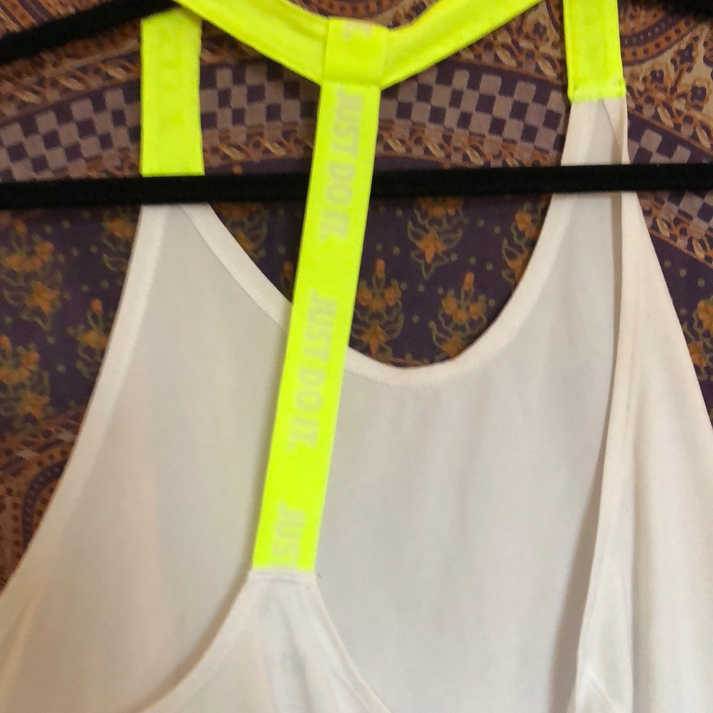 Nike Workout Tank - Picture 3 of 3